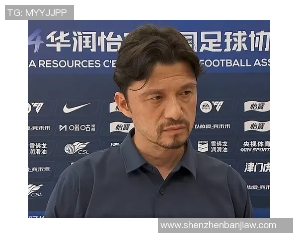 足球明星骂人背后的素质与职业形象对比分析