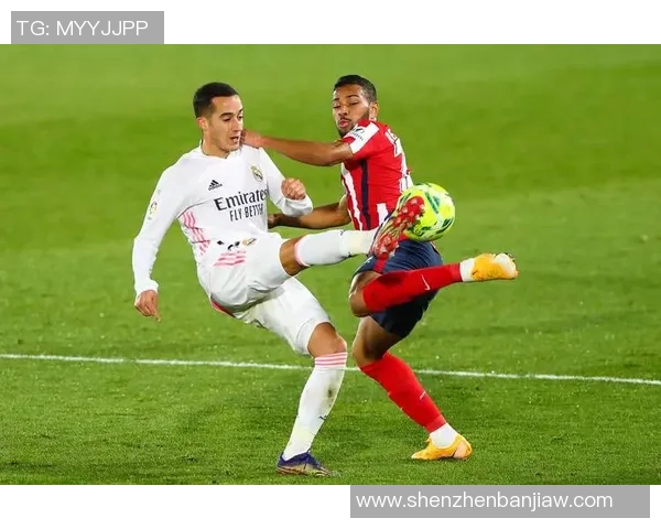 足球明星瞬间判罚瞬间捕捉精彩时刻的视觉盛宴